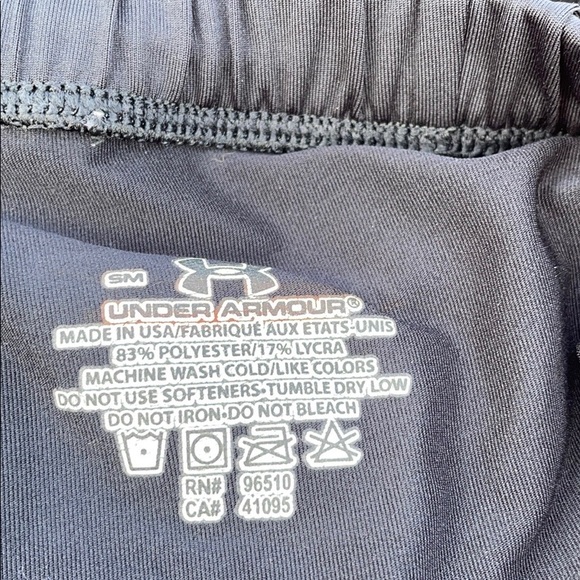 Under Armor Black Golf Tennis Skort with Slits Attached Shorts Small S Elastic - Picture 13 of 16